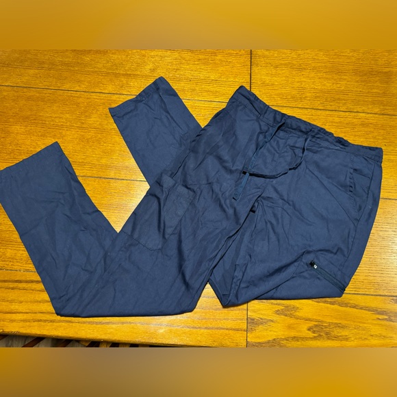 Women’s Scrubs Set Top & Bottom, Navy, Magnus Care Shirt & Pants, S, NEW - Picture 6 of 9